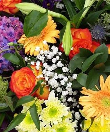 Everything Summer Bouquet - Image 2